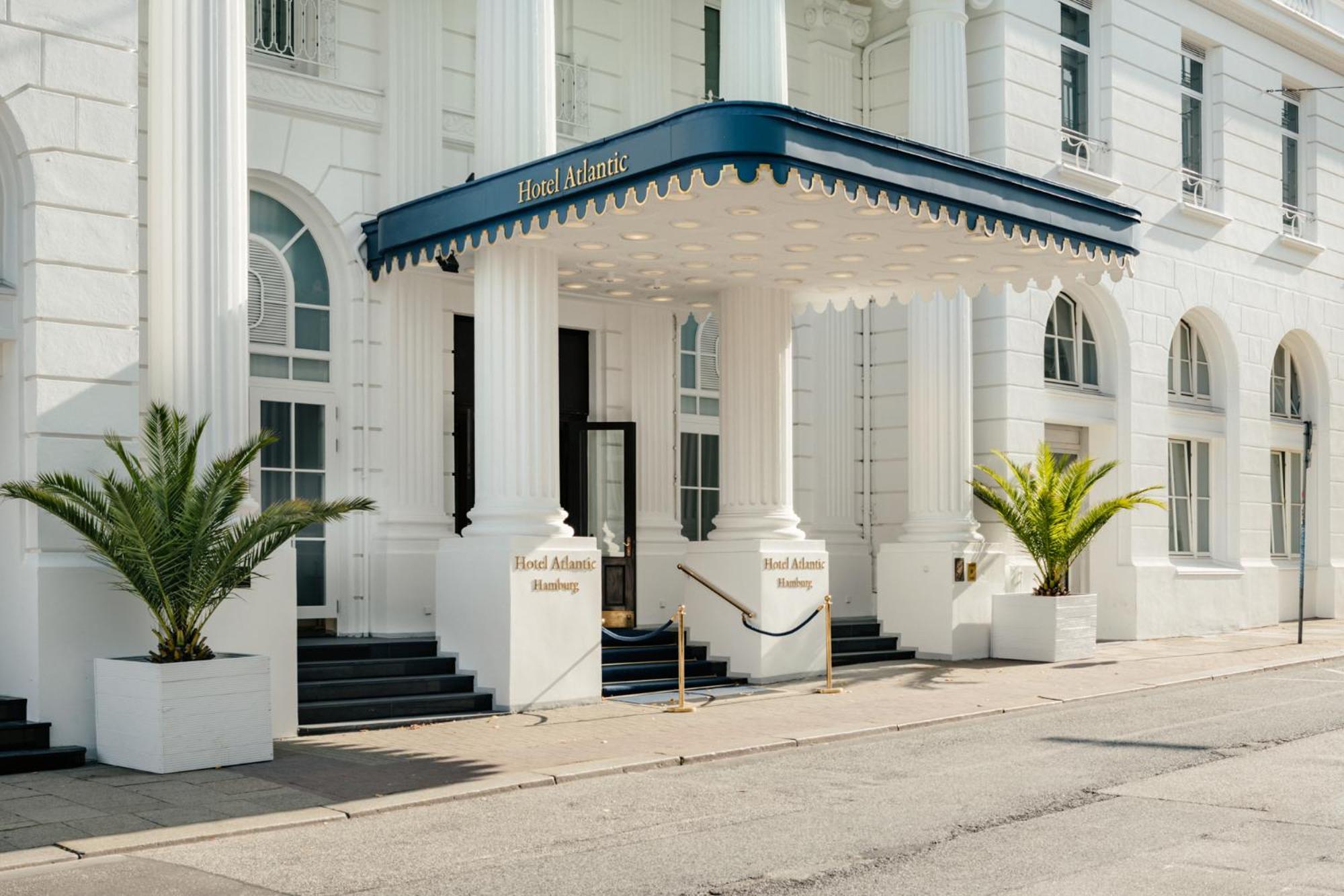 호텔 애틸랜틱 함부르크 오토그래프 컬렉션 함브루크 외부 사진 The hotel's entrance